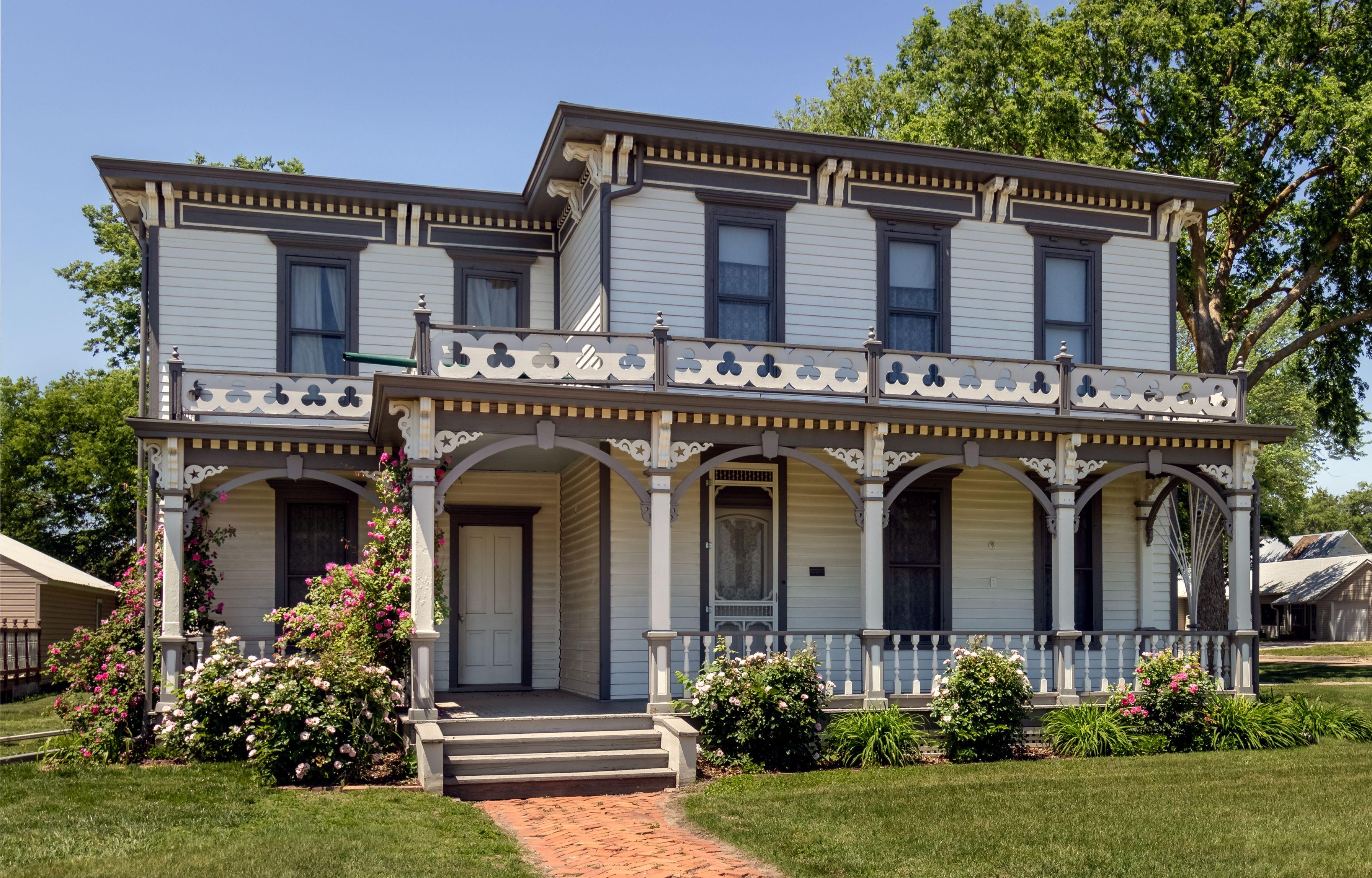 Exterior of the J. L. Miner House