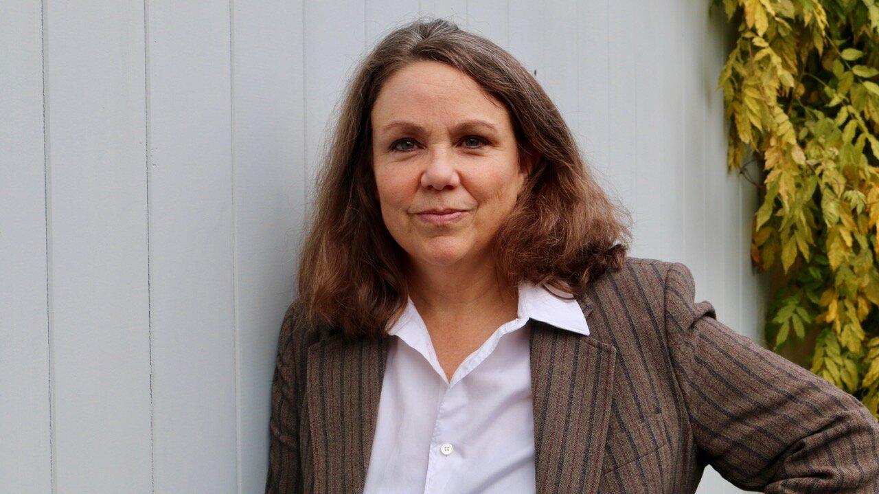Debora Harding Debora Harding headshot