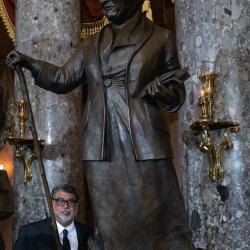 Sculptor Littleton Alston with his masterpiece | Congressional Statue Dedication Ceremony in Honor of Willa Cather of Nebraska | National Statuary Hall | U.S. Capitol | Wednesday, June 7, 2023 | 11:00 a.m. | Image ©Cheriss May, Ndemay Media Group