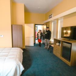 Hotel Garber Ribbon-Cutting