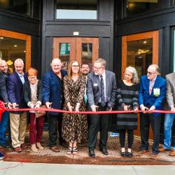 Hotel Garber Ribbon-Cutting