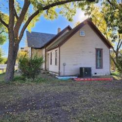 Willa Cather Childhood Home restoration