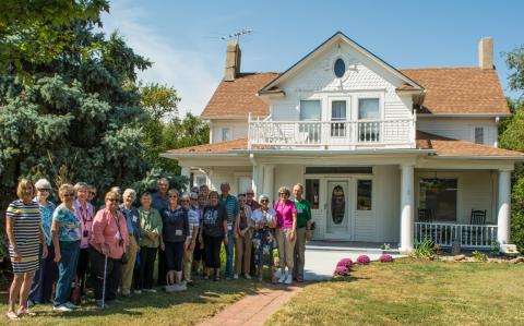 Group photo in front of house