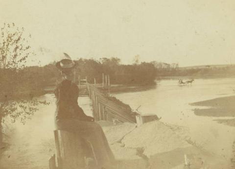 oldmilldam.jpg oldmilldam.jpg