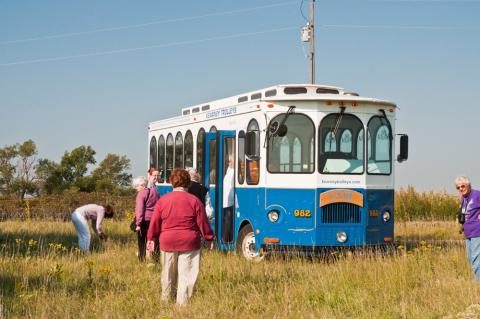 road_scholar_trolley.jpg road_scholar_trolley.jpg